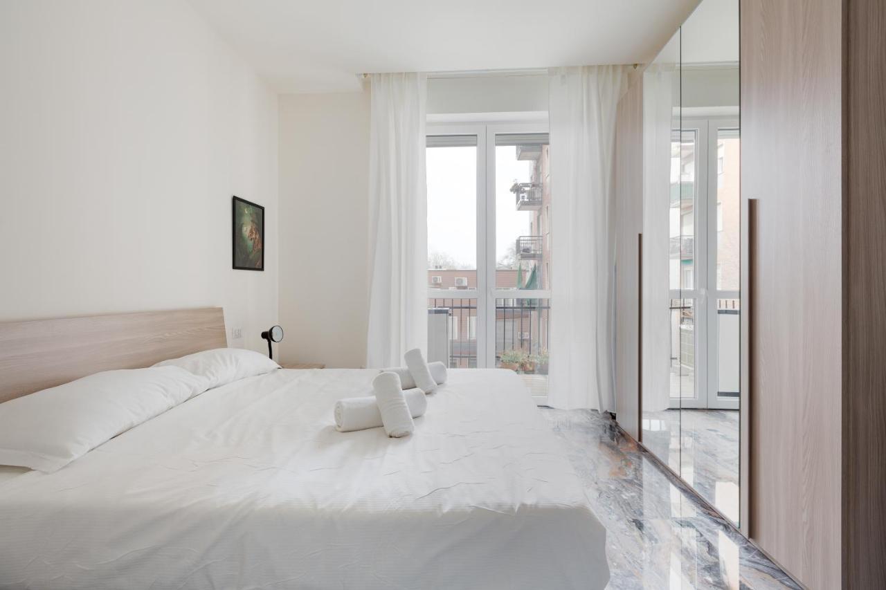 Dergano Comfy Apartment - 250 M Far From M3 Milan Exterior photo